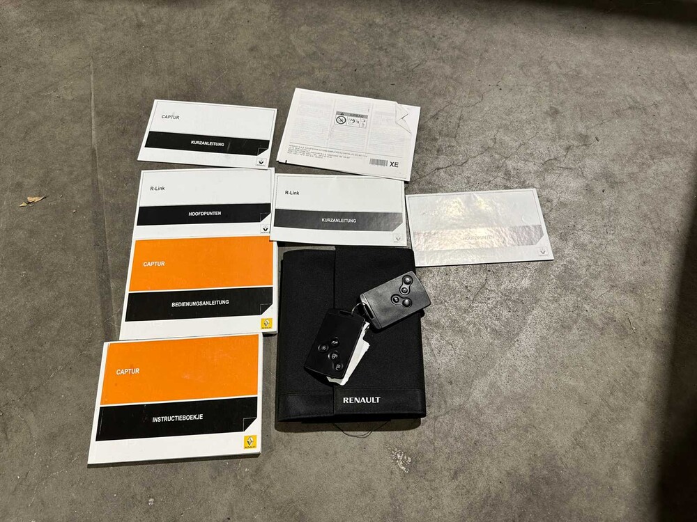 Renault Captur 1.2 TCe Barista 118hp 2016 (Automatik), HR-865-J