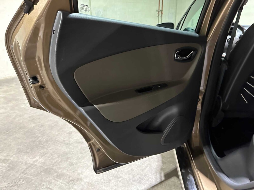 Renault Captur 1.2 TCe Barista 118hp 2016 (Automatik), HR-865-J