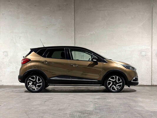 Renault Captur 1.2 TCe Barista 118hp 2016 (Automatic), HR-865-J