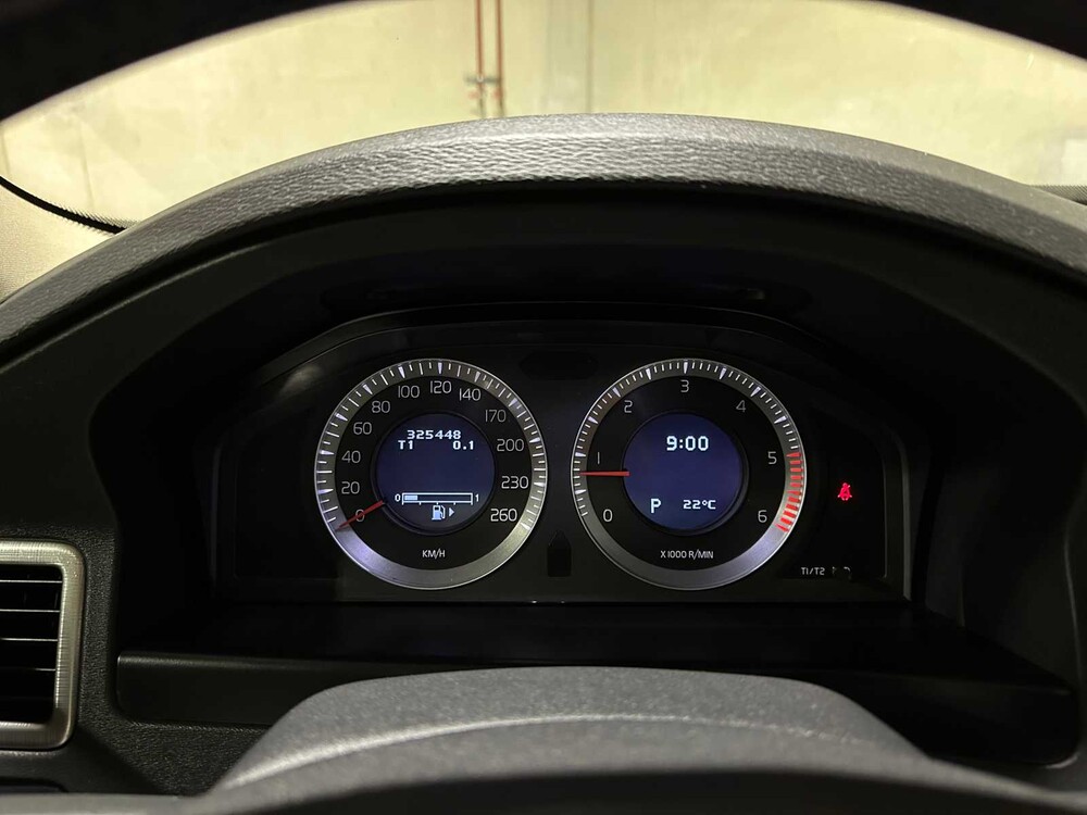Volvo XC70 2.4 D5 Summum Automatik 185PS 2009, SL-408-H