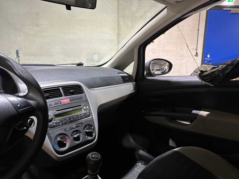 Fiat Grande Punto 1.4-16V Sportsound Plus 95PS 2006, 31-TL-LT