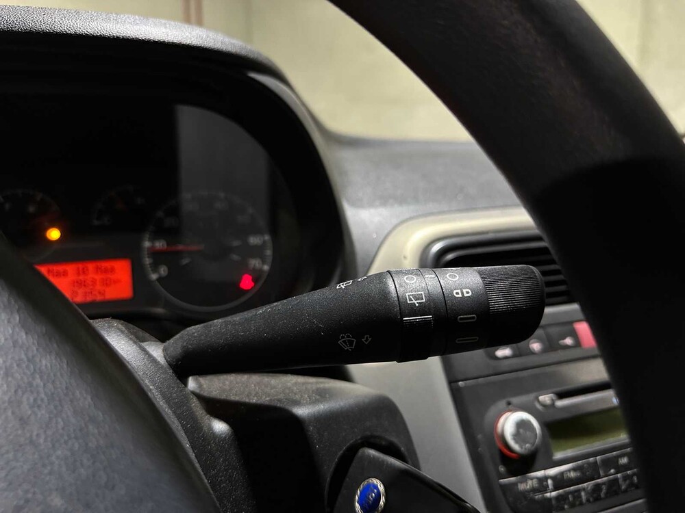 Fiat Grande Punto 1.4-16V Sportsound Plus 95PS 2006, 31-TL-LT