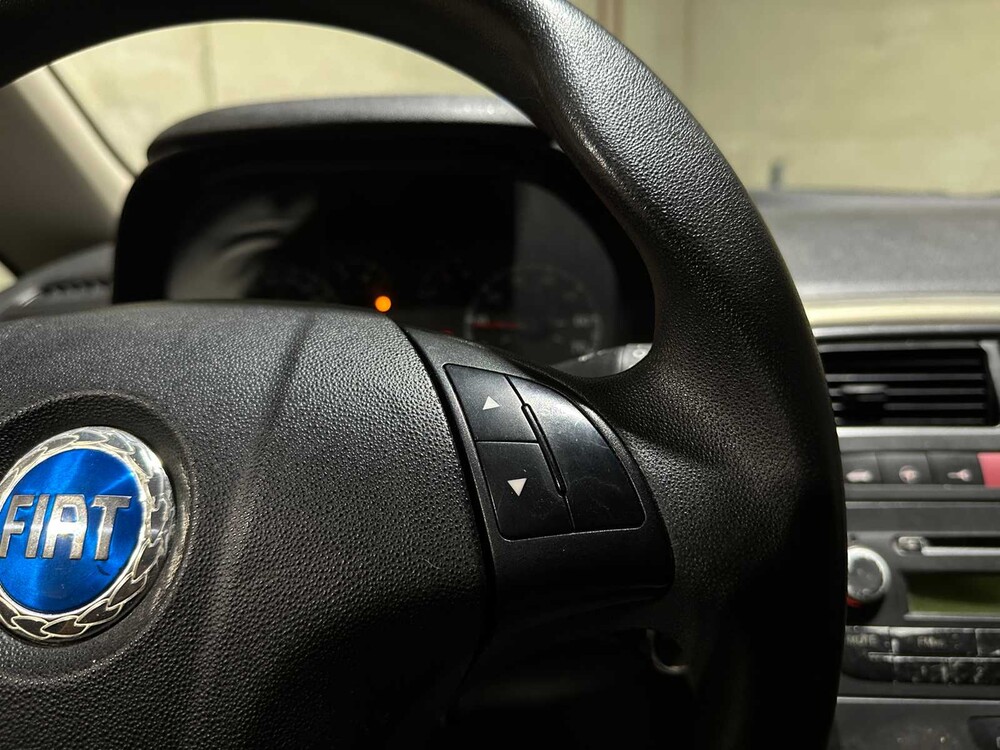 Fiat Grande Punto 1.4-16V Sportsound Plus 95PS 2006, 31-TL-LT