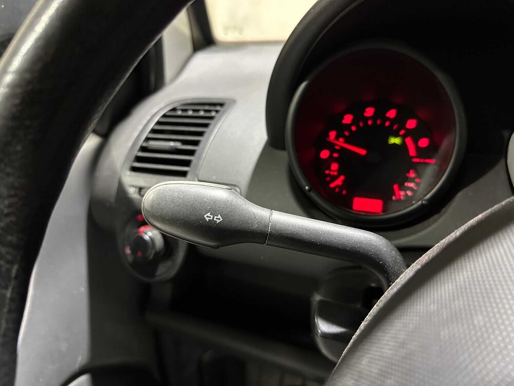 SEAT Arosa 1.4i Stella 60PS 2004, SF-016-G