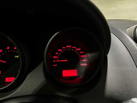 SEAT Arosa 1.4i Stella 60hp 2004, SF-016-G