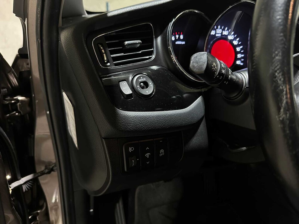 Kia cee'd Sportswagon 1.6 GDI BusinessLine 135PS 2014, 5-TRK-97