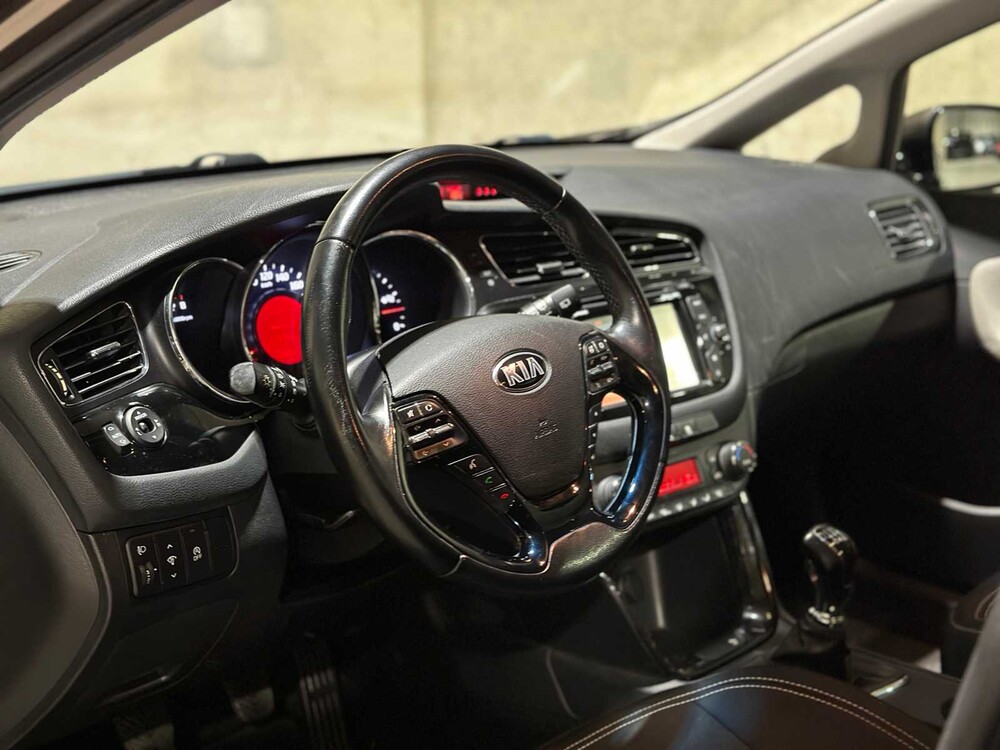 Kia cee'd Sportswagon 1.6 GDI BusinessLine 135PS 2014, 5-TRK-97