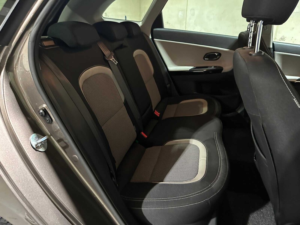 Kia cee'd Sportswagon 1.6 GDI BusinessLine 135PS 2014, 5-TRK-97