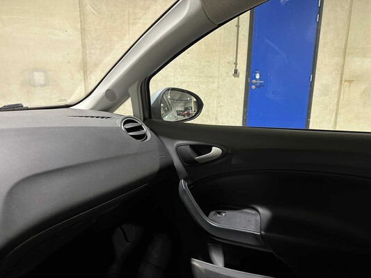 SEAT Ibiza 1.4 Good Stuff 86hp 2010, 56-LLH-7
