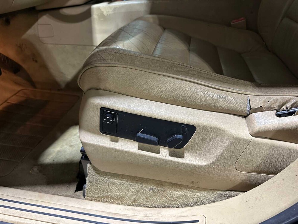 Volkswagen Touareg 3.2 V6 220PS 2003, 10-LV-HJ Youngtimer