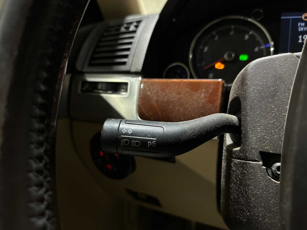 Volkswagen Touareg 3.2 V6 220PS 2003, 10-LV-HJ Youngtimer