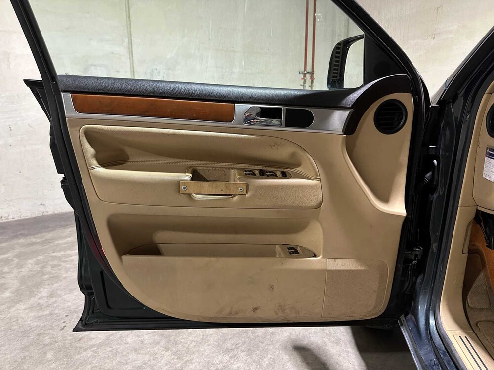 Volkswagen Touareg 3.2 V6 220PS 2003, 10-LV-HJ Youngtimer