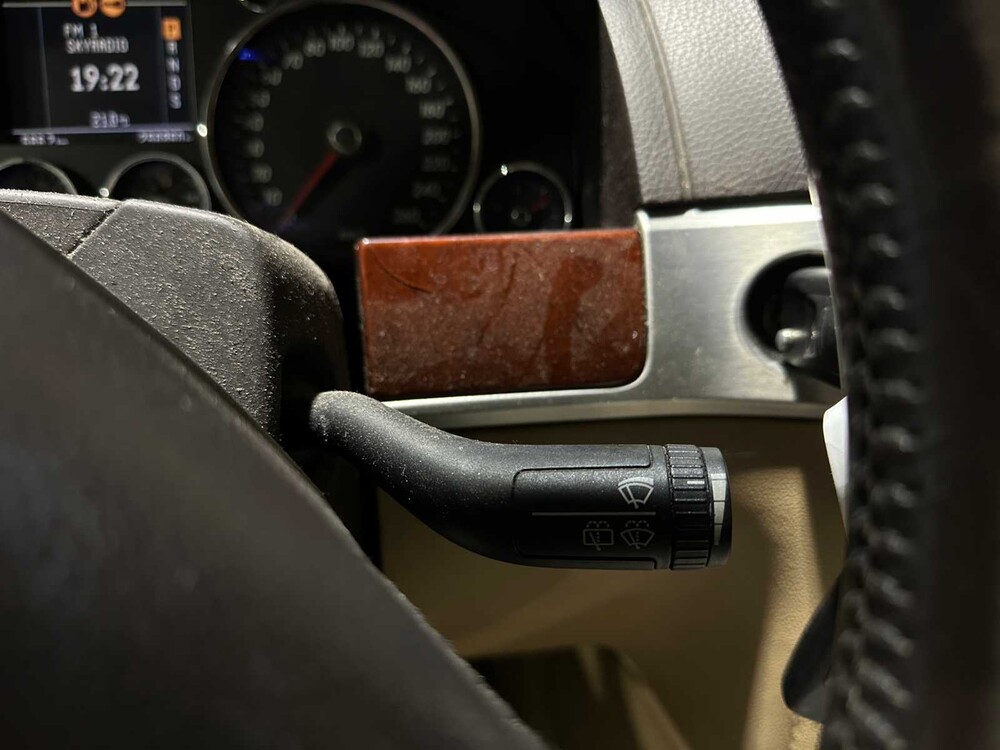 Volkswagen Touareg 3.2 V6 220PS 2003, 10-LV-HJ Youngtimer