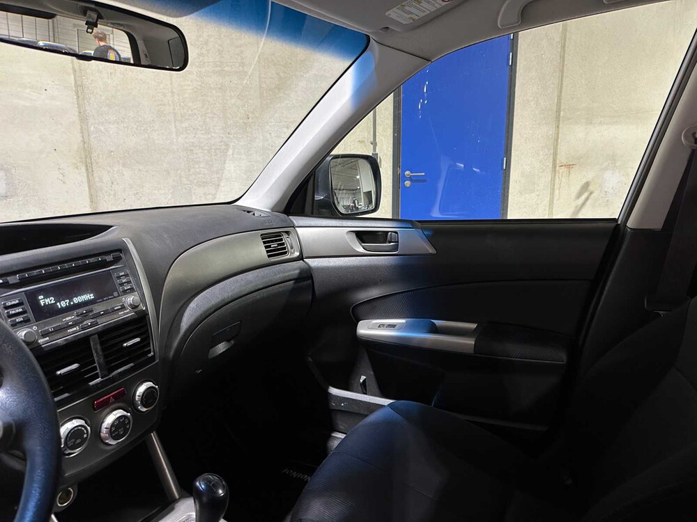 Subaru Forester 2.0 X Comfort 150pk 2011, 01-NXB-9