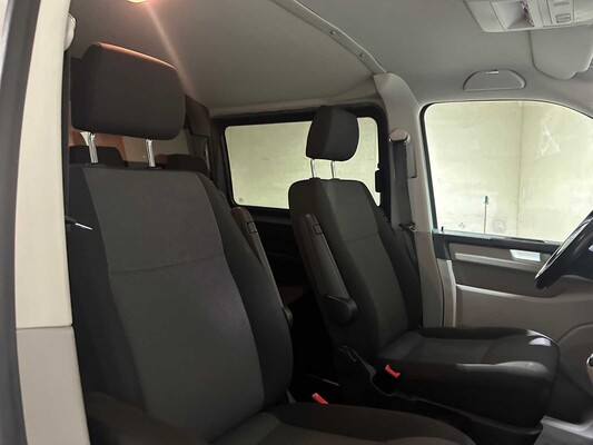Volkswagen Transporter 2.0 TDI 150HP DSG DC Highline L2H1 (Double Cab) 150hp 2017, VJF-25-S Commercial Vehicle