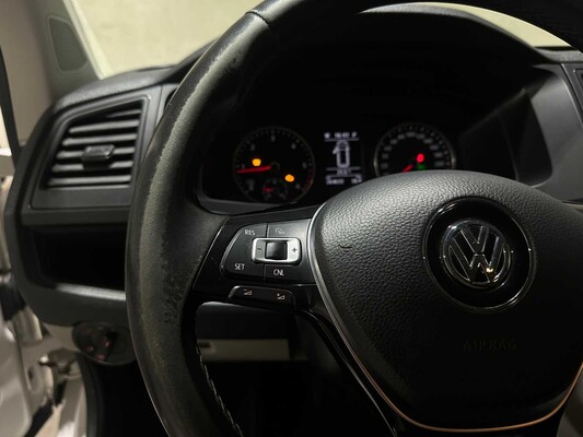 Volkswagen Transporter 2.0 TDI 150HP DSG DC Highline L2H1 (Double Cab) 150hp 2017, VJF-25-S Commercial Vehicle