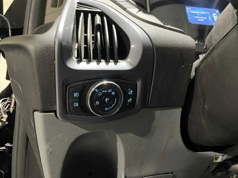 Ford Transit Custom 310 2.2 TDCI Limited 155PS Nutzfahrzeug 2015, VDR-51-D