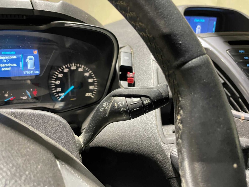 Ford Transit Custom 310 2.2 TDCI Limited 155PS Nutzfahrzeug 2015, VDR-51-D