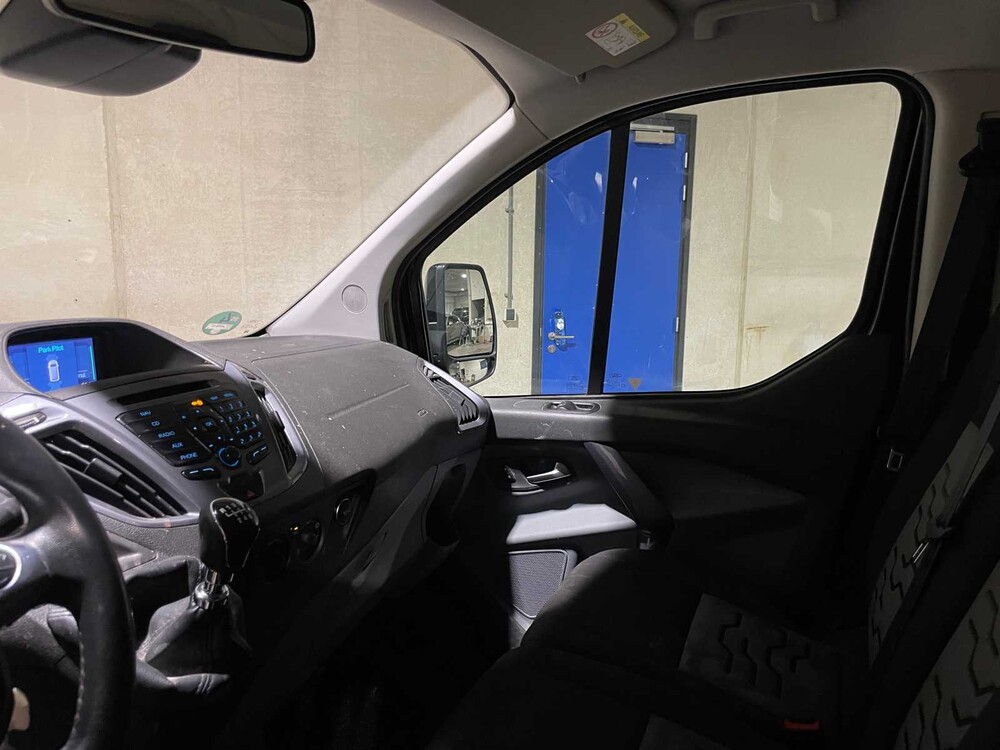 Ford Transit Custom 310 2.2 TDCI Limited 155PS Nutzfahrzeug 2015, VDR-51-D