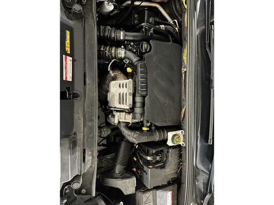 Citroen C4 1.2 PureTech Business 131hp 2015, GD-058-S