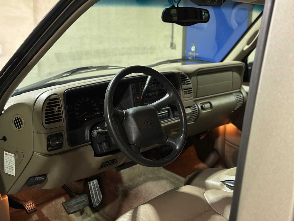 1999er Chevrolet Suburban, 95-JX-NT