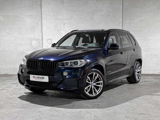 BMW X5 xDrive30d High Executive M-Sport 258pk 2014, 8-THZ-86