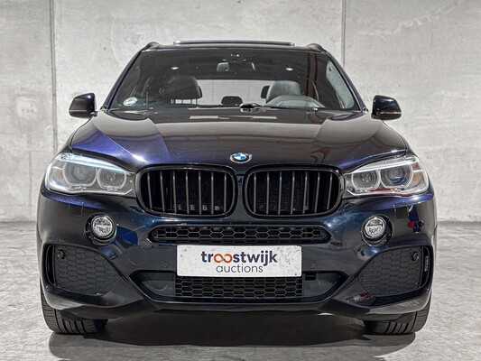 BMW X5 xDrive30d High Executive M-Sport 258pk 2014, 8-THZ-86