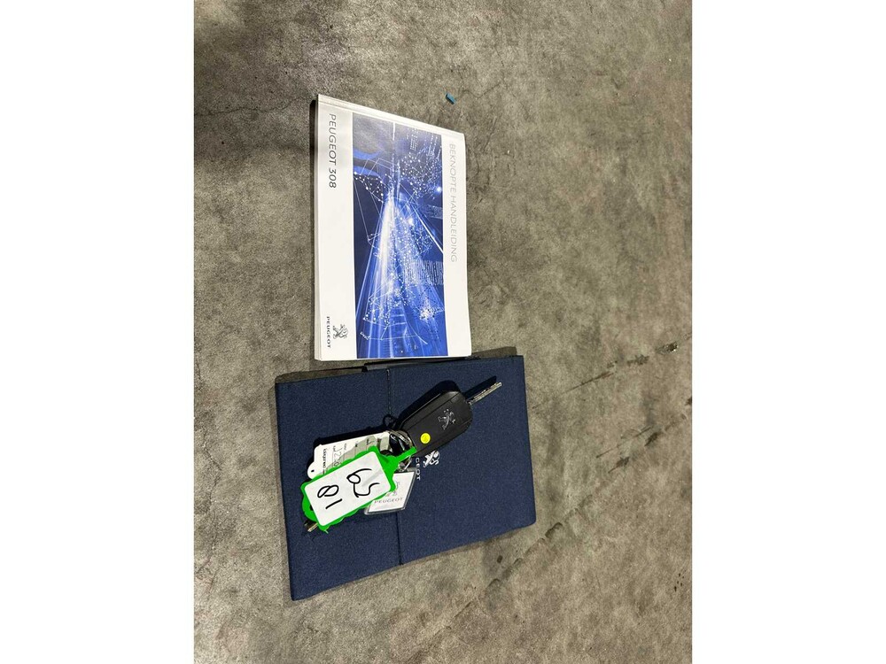 Peugeot 308 SW 1.2 PureTech Blue Lease Premium 131pk 2020, J-238-FL