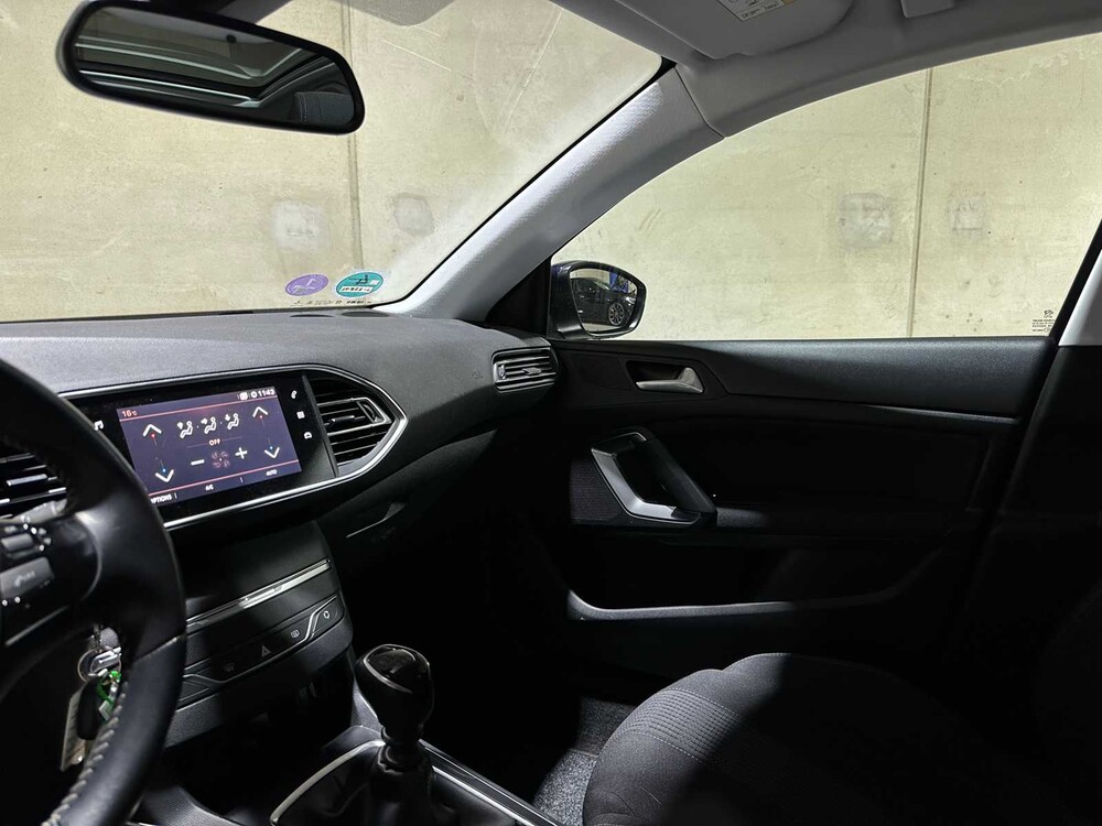 Peugeot 308 SW 1.2 PureTech Blue Lease Premium 131pk 2020, J-238-FL