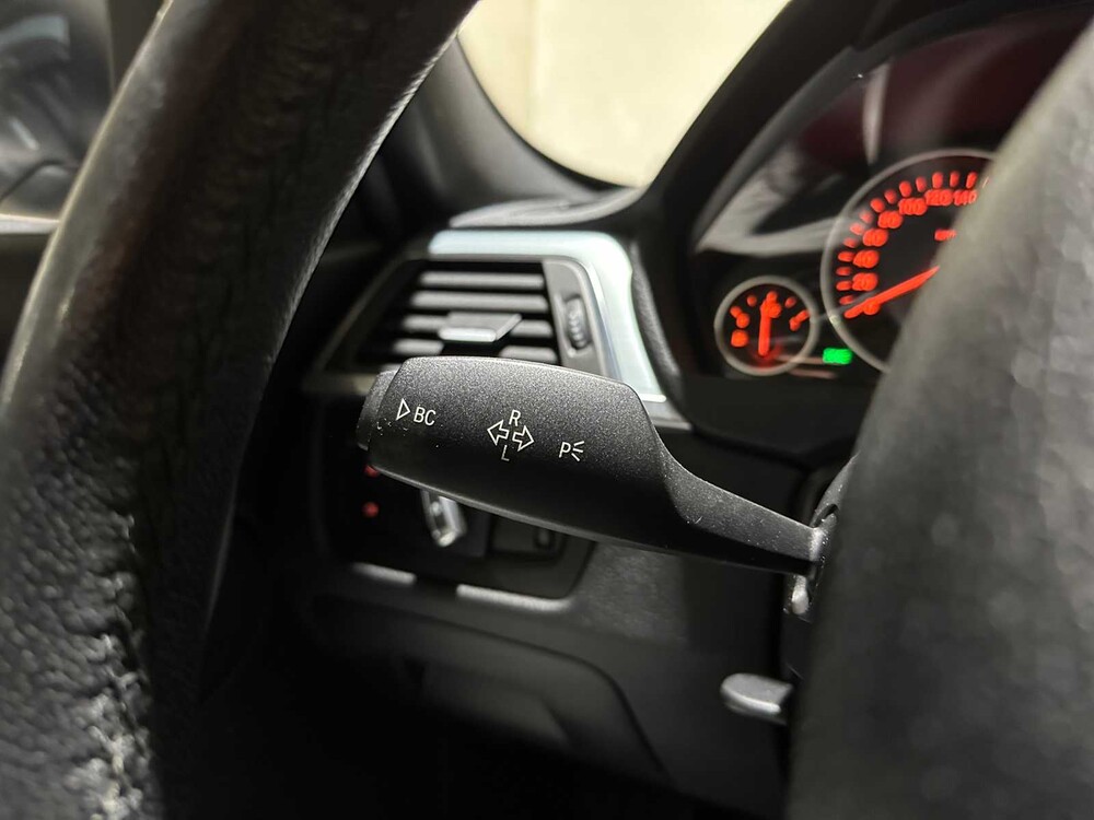 BMW 320i Automaat Centennial High Executive 184pk 2016 3-serie Touring, JR-371-D