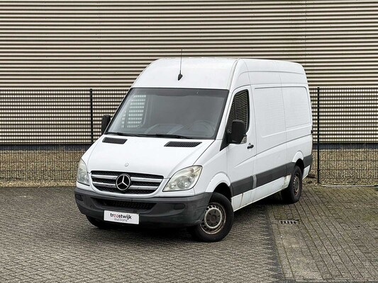 Mercedes-Benz Sprinter 315 2.2 CDI 366 EHD 150pk 2007, 49-VGK-5 Bedrijfswagen Youngtimer