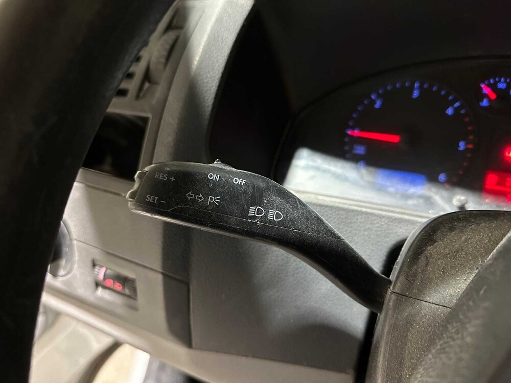 Volkswagen Transporter 1.9 TDI 300 T800 84pk 2007, 56-VDX-9 Bedrijfswagen