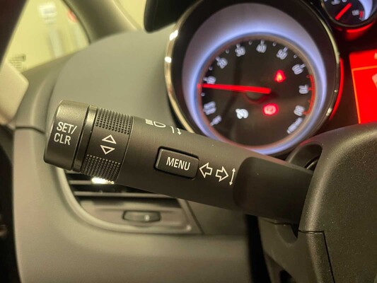 Opel Zafira Tourer 1.4 Cosmo 7p. 140 pk 2013 (Origineel-NL), 66-ZSK-9