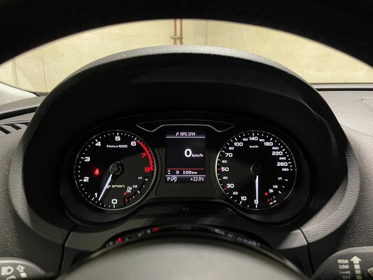 Audi A3 Sportback 1.4 TFSI Ambition Pro Line plus g-tron 110pk 2014, 7-TLL-20