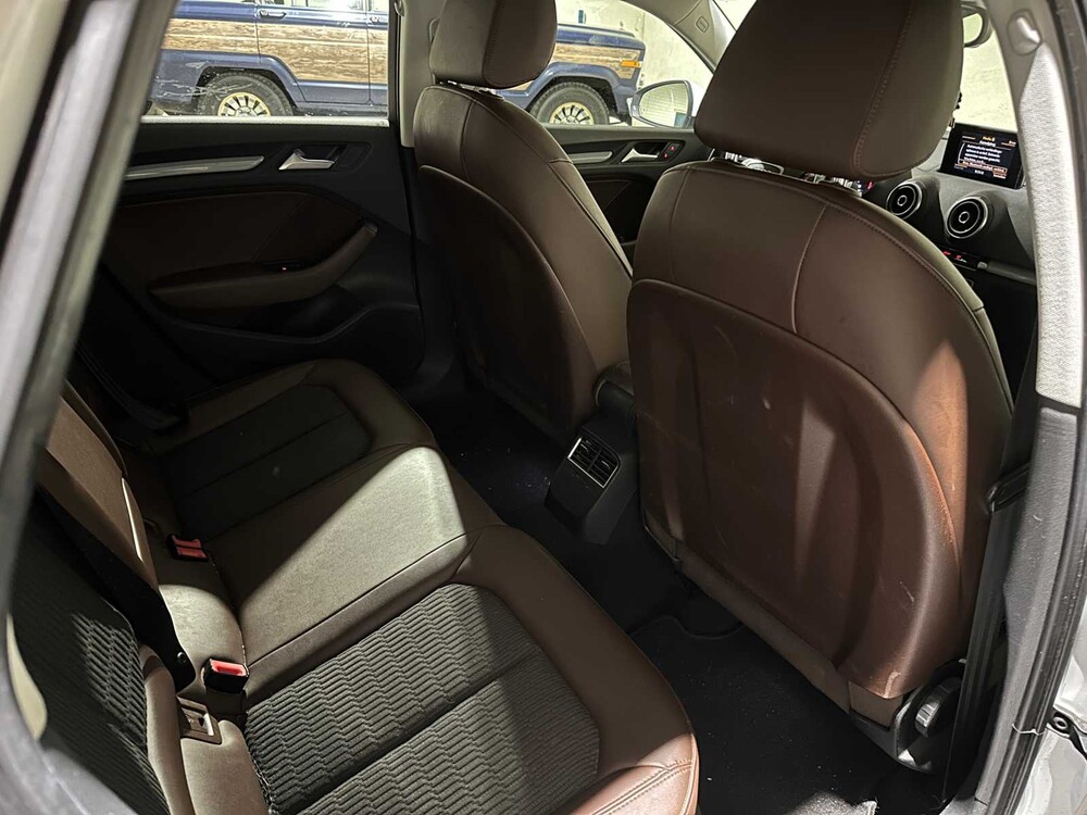 Audi A3 Limousine 1.4 TFSI CoD Ambiente Pro Line Plus 150pk 2015, 5-ZFD-12