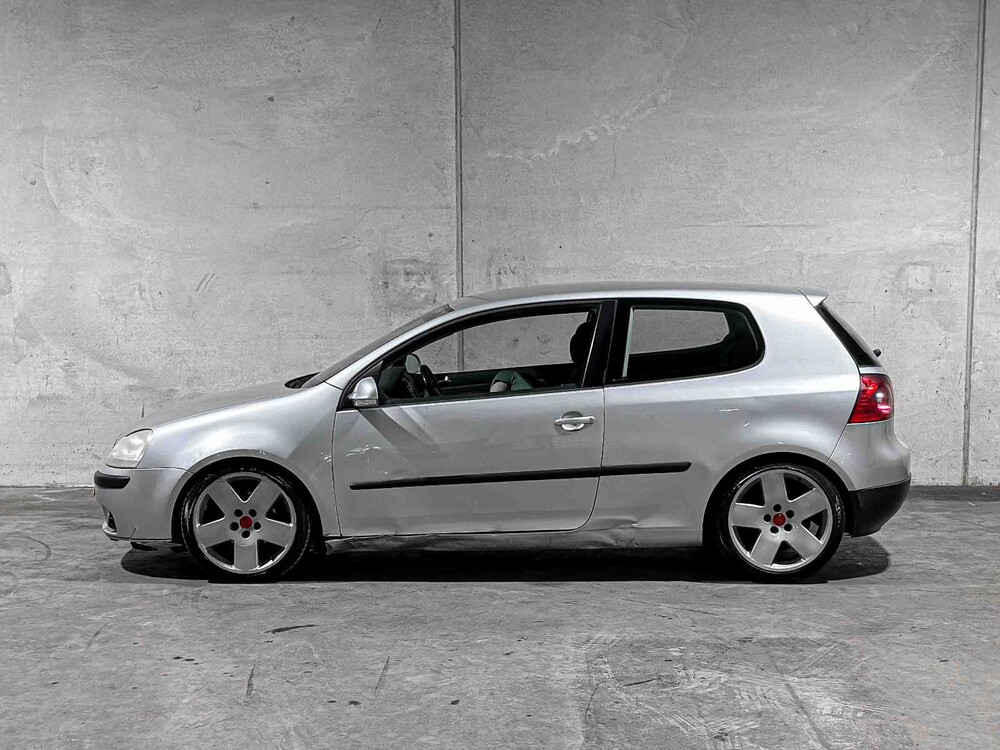 Volkswagen Golf 1.6 FSI Comfortline 116pk 2005, 01-PZ-RK 