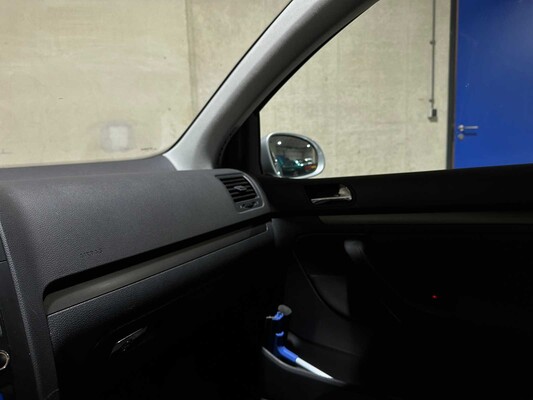 Volkswagen Golf 1.6 FSI Comfortline 116pk 2005, 01-PZ-RK 