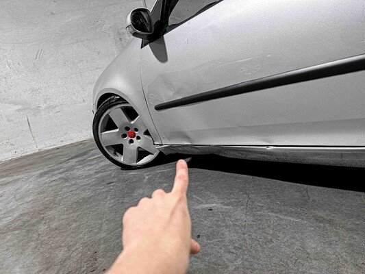 Volkswagen Golf 1.6 FSI Comfortline 116pk 2005, 01-PZ-RK 