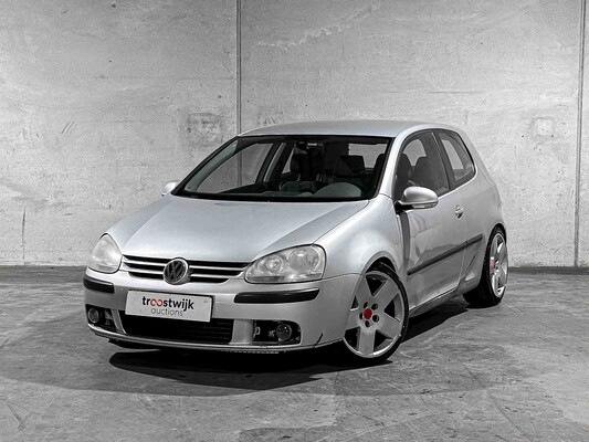 Volkswagen Golf 1.6 FSI Comfortline 116pk 2005, 01-PZ-RK 