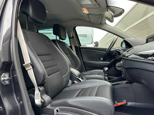 Renault Mégane Estate 1.2 TCe Bose 132pk 2014, 2-TPX-66