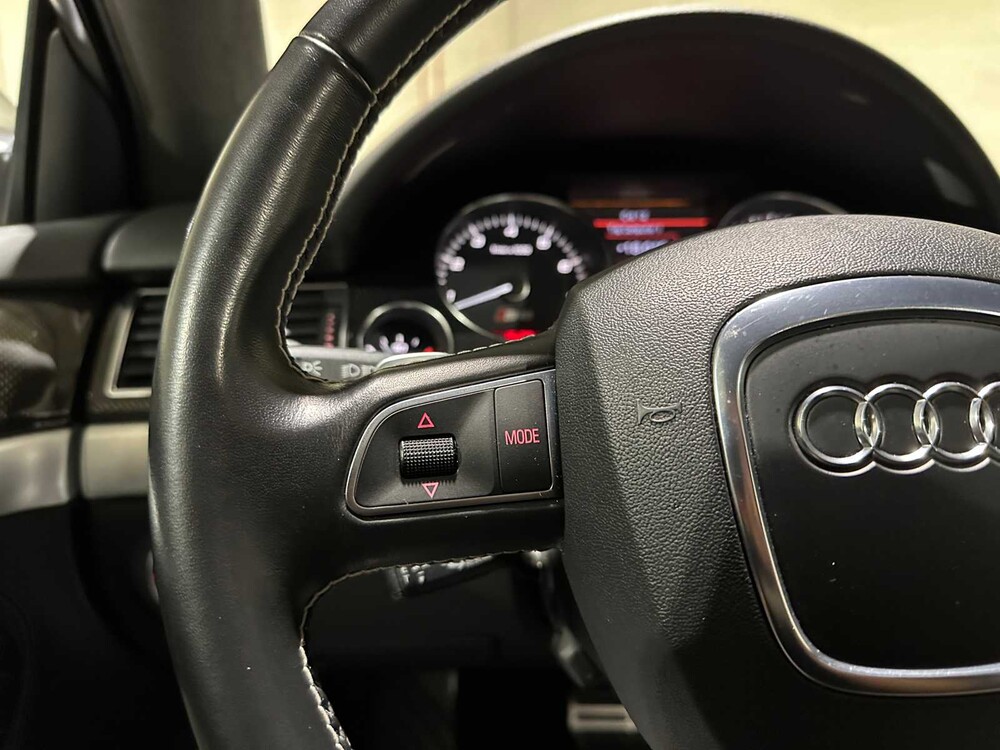 Audi S8 5.2 V10 Quattro 450pk 2006, 05-KKJ-7 Youngtimer