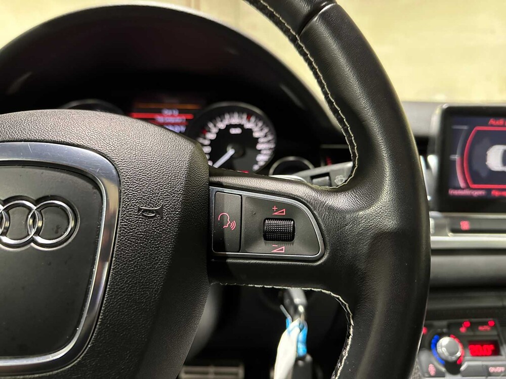 Audi S8 5.2 V10 Quattro 450pk 2006, 05-KKJ-7 Youngtimer