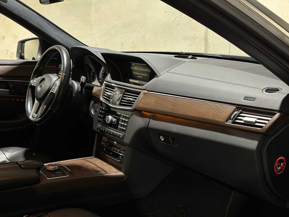 Mercedes-Benz E500 4.6 V8 Edition Sport AMG-Line 4Matic 408pk 2011 E-klasse, 83-XFS-9