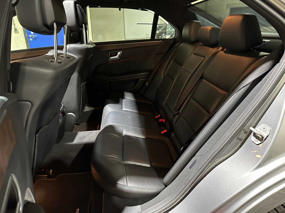 Mercedes-Benz E500 4.6 V8 Edition Sport AMG-Line 4Matic 408pk 2011 E-klasse, 83-XFS-9