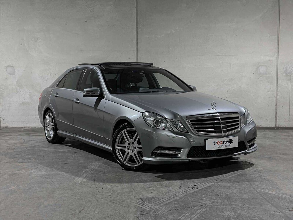 Mercedes-Benz E500 4.6 V8 Edition Sport AMG-Line 4Matic 408pk 2011 E-klasse, 83-XFS-9