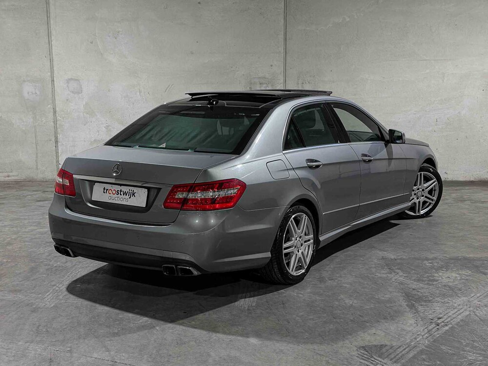 Mercedes-Benz E500 4.6 V8 Edition Sport AMG-Line 4Matic 408pk 2011 E-klasse, 83-XFS-9