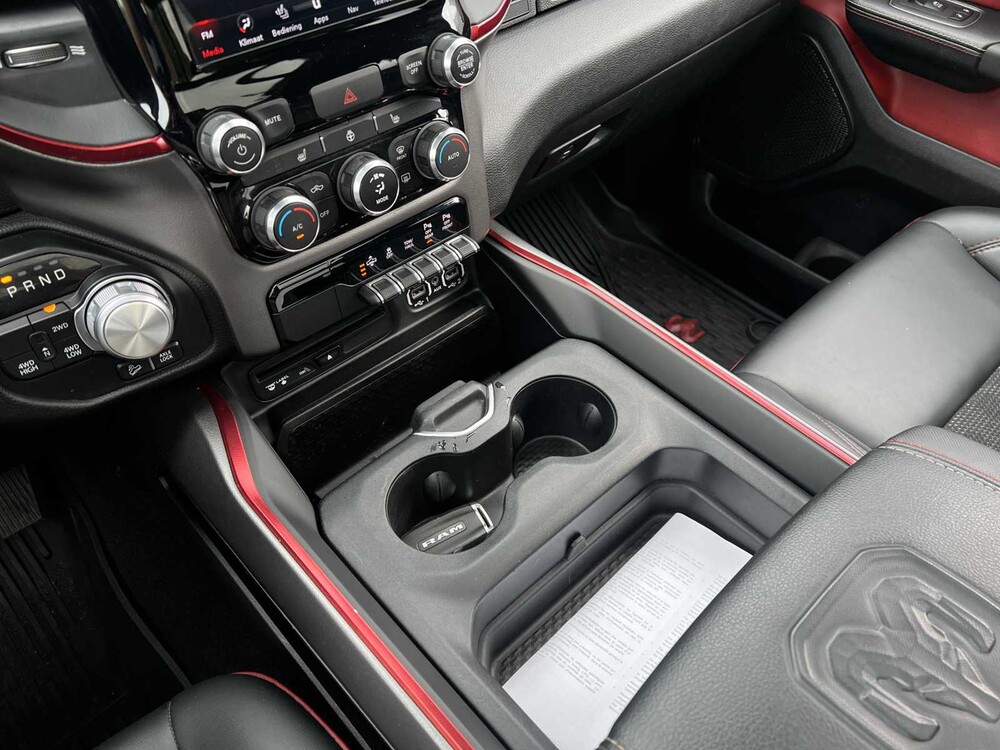 Dodge Ram 1500 5.7 V8 4x4 Crew Cab Limited 401pk 2018 Bedrijfswagen, V-24-HPG