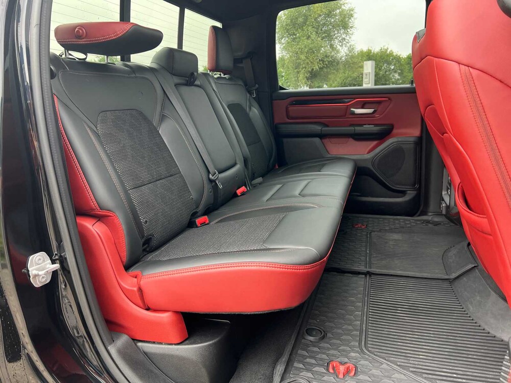 Dodge Ram 1500 5.7 V8 4x4 Crew Cab Limited 401pk 2018 Bedrijfswagen, V-24-HPG