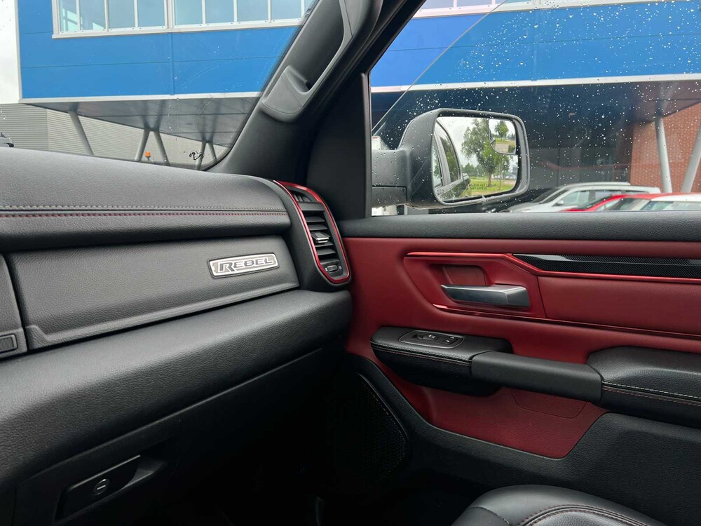 Dodge Ram 1500 5.7 V8 4x4 Crew Cab Limited 401pk 2018 Bedrijfswagen, V-24-HPG