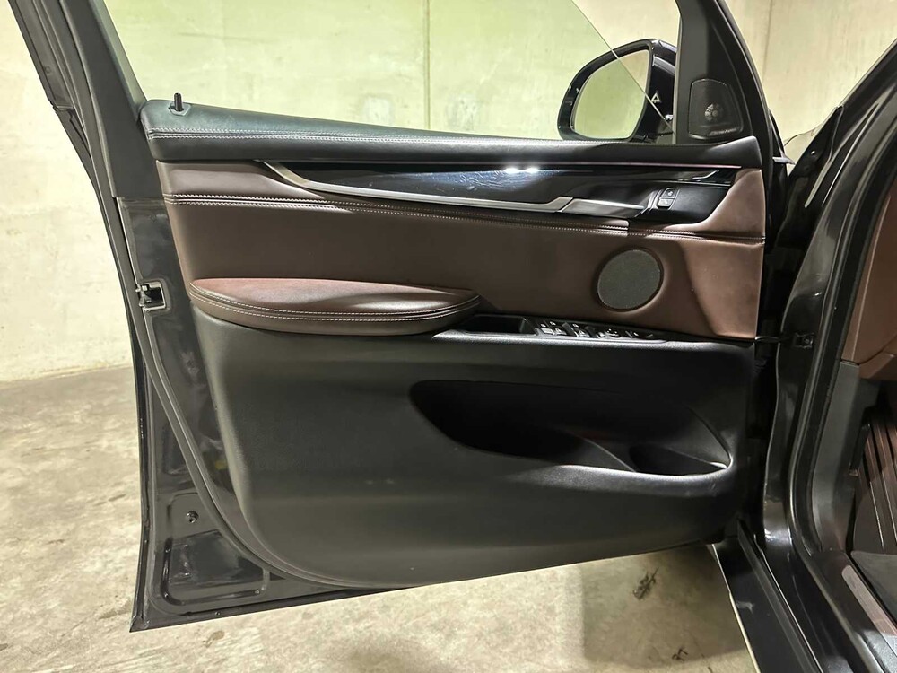 BMW X5 xDrive40d High Executive 313pk 2015, 4-ZGF-08